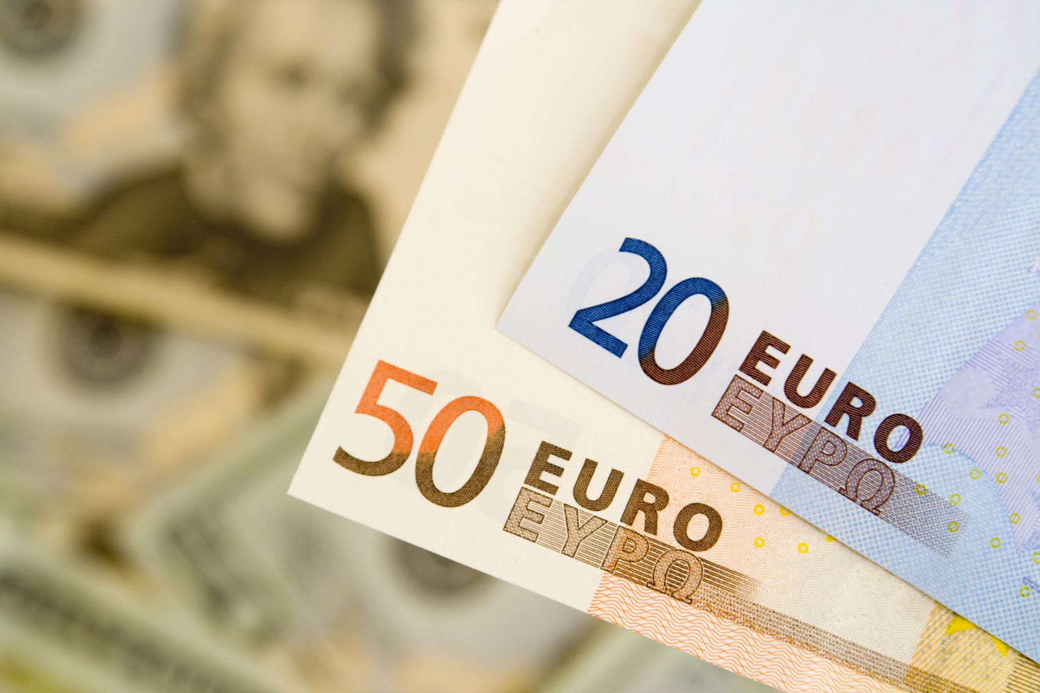 How to trade on the EUR pairs
